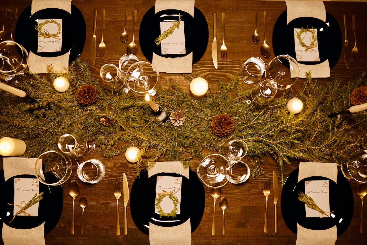 Table Setting 101: How To Prepare For Your Next Dinner Party