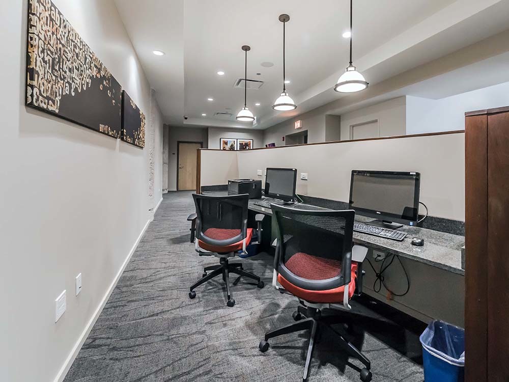 Work space at Circa 922