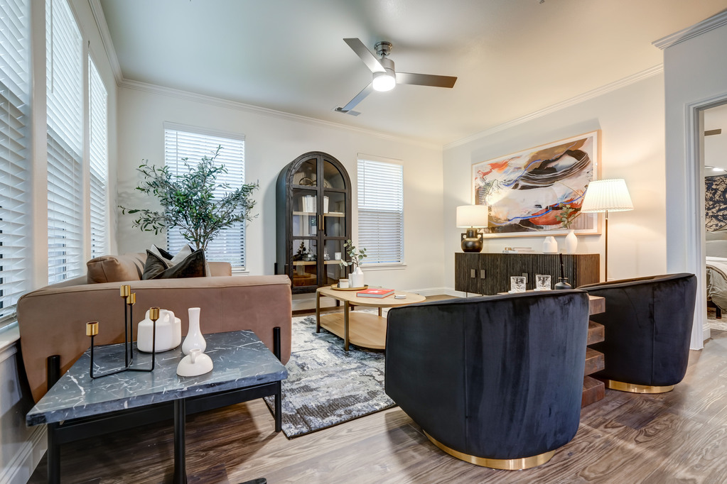 La Villita Lakeside & Landings Apartment Homes 8 of 12