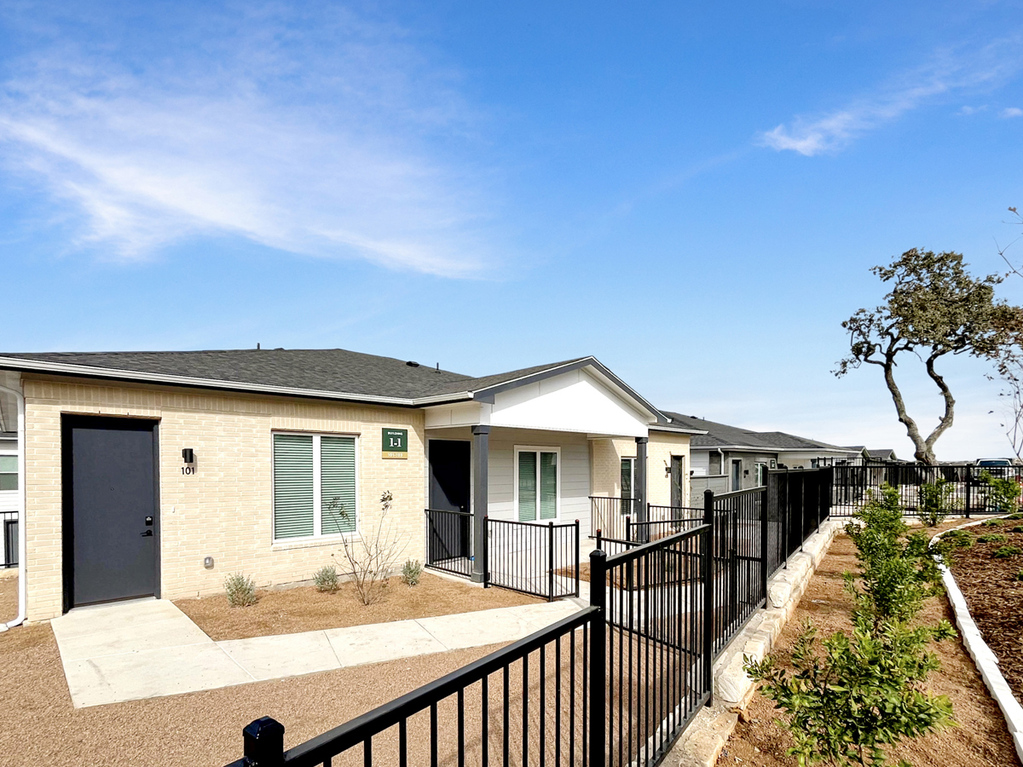 Oasis Stone Oak 2 of 12
