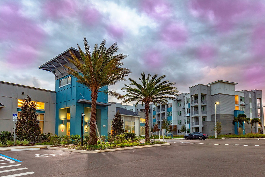 Aqua Palm Bay 7 of 12