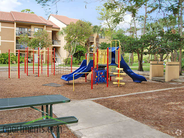 Sherwood on the Park 7 of 12