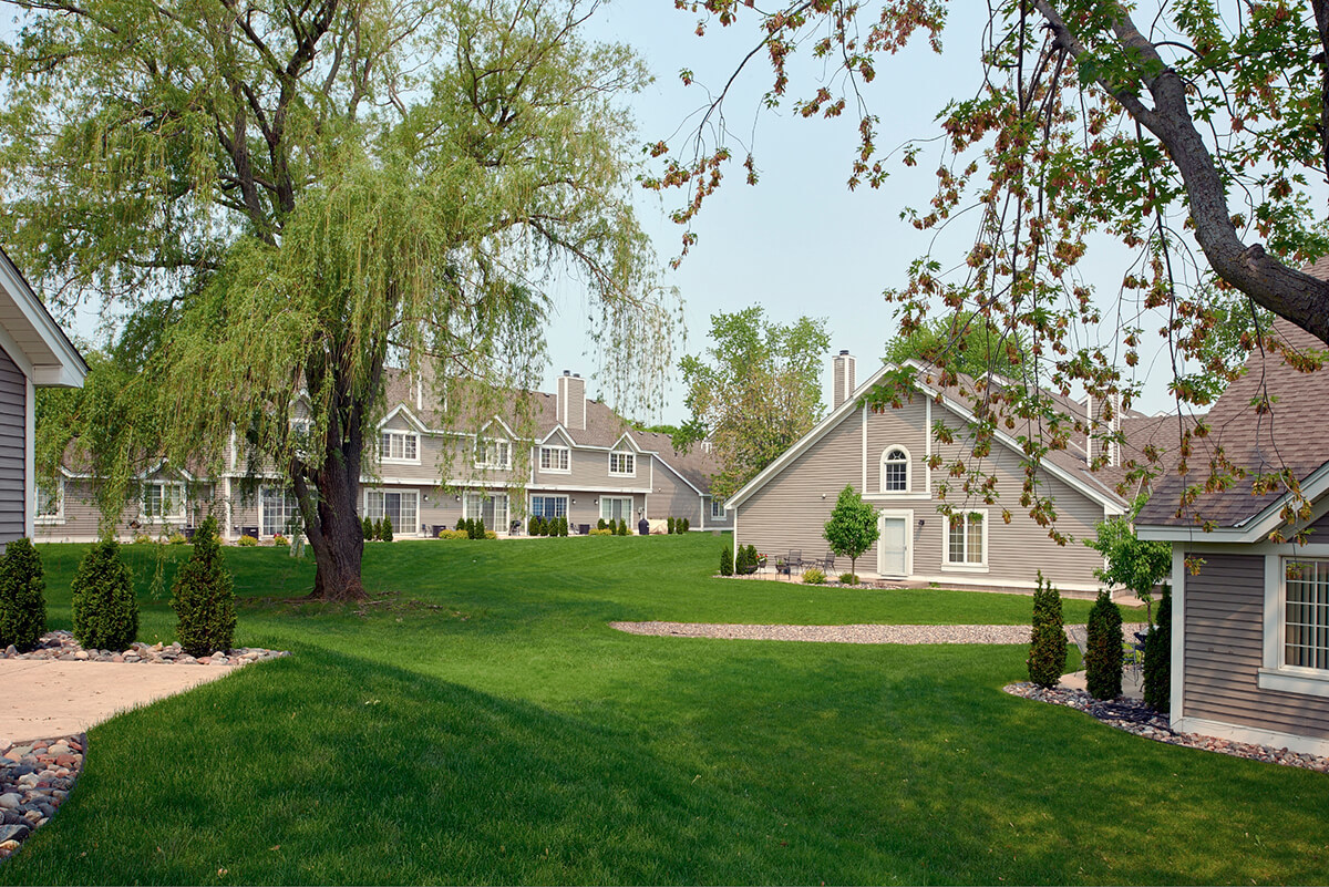 Willow Bridge Properties Seasons Villas