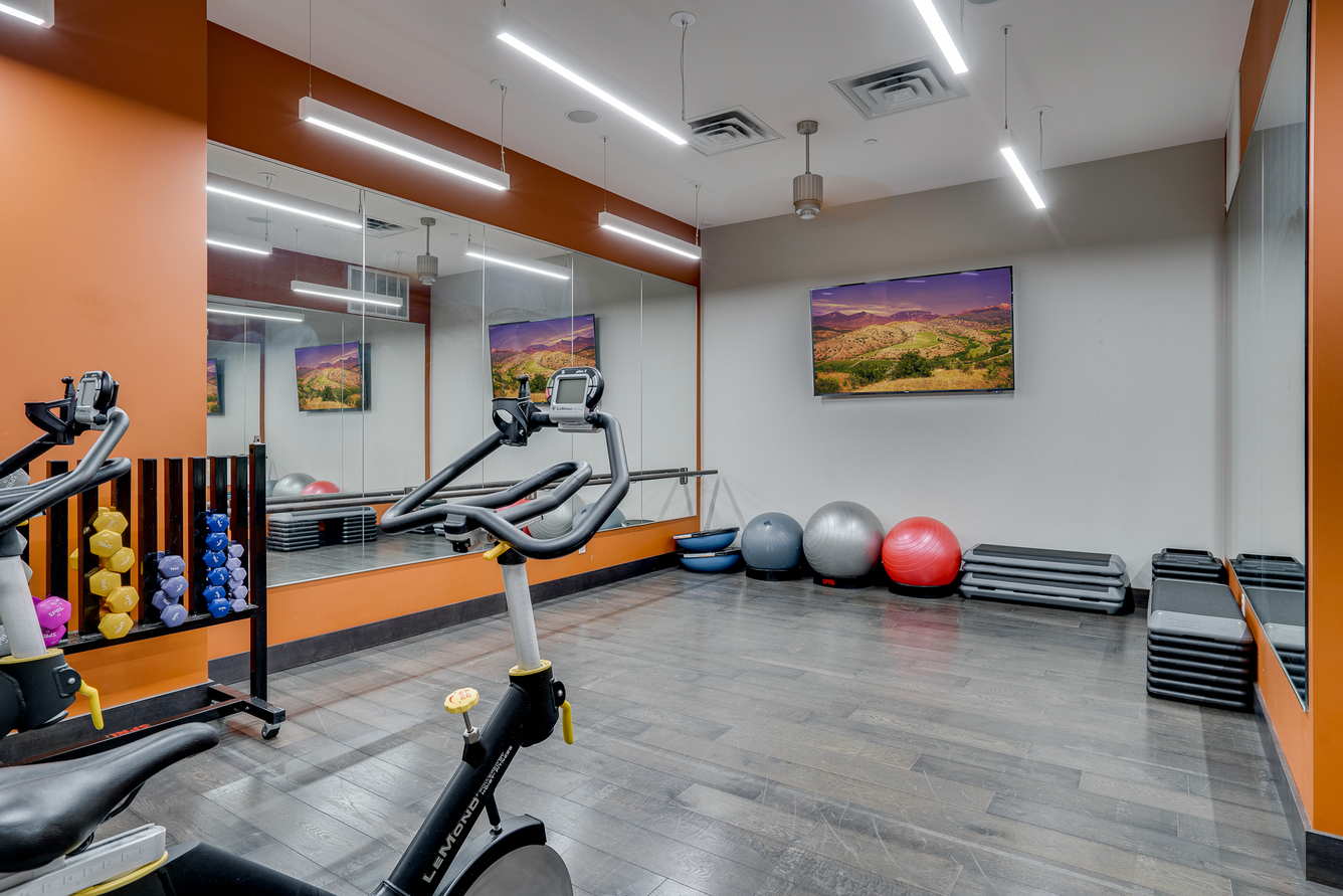 Gym at C&E Living (6 of 7)