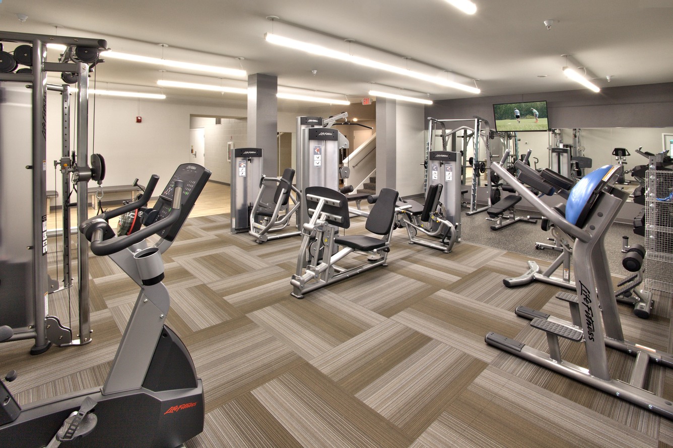 Gym at Fountain Place (2 of 2)