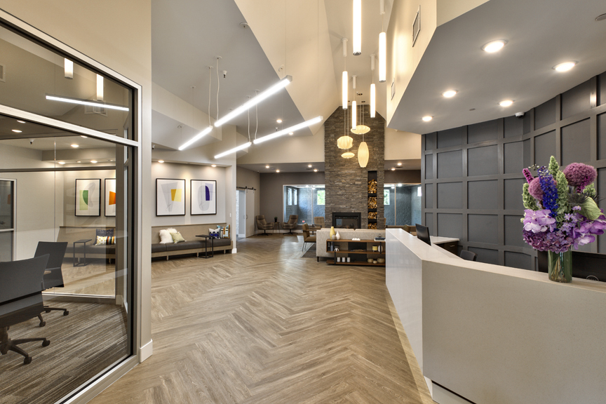 Lobby at Fountain Place (2 of 3)