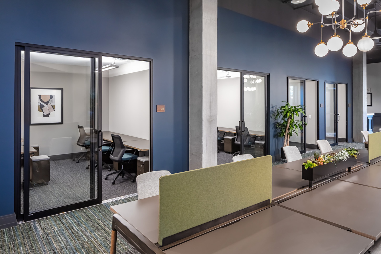 Work space at Harper (4 of 5)