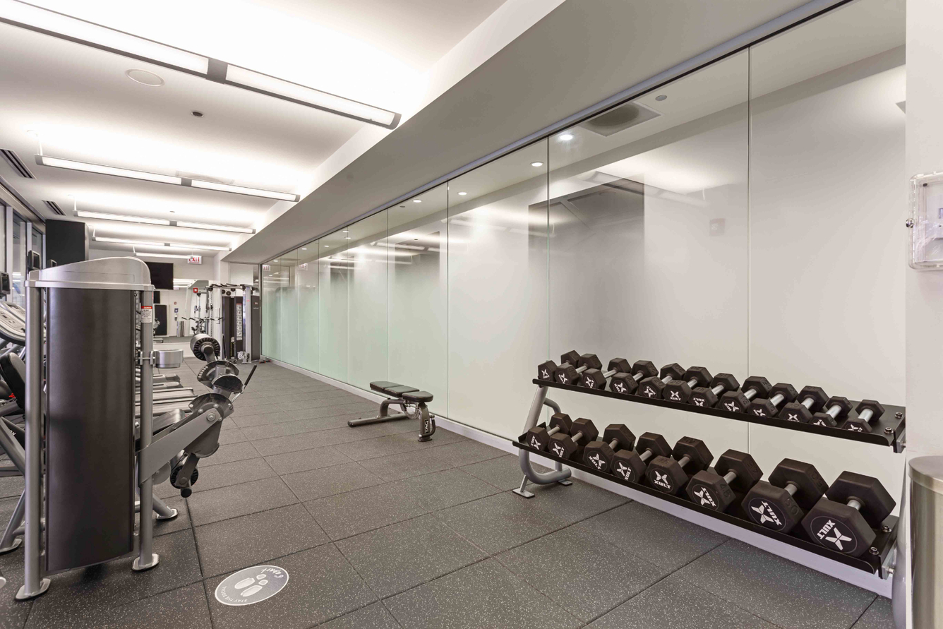 Gym at Circa 922 (2 of 4)
