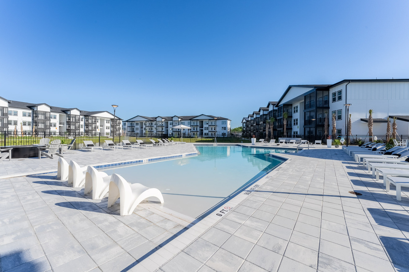 Pool at NOVO Avian Pointe (4 of 4)