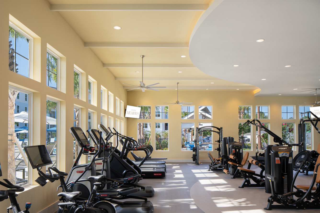Aventon Meadows 7 of 12