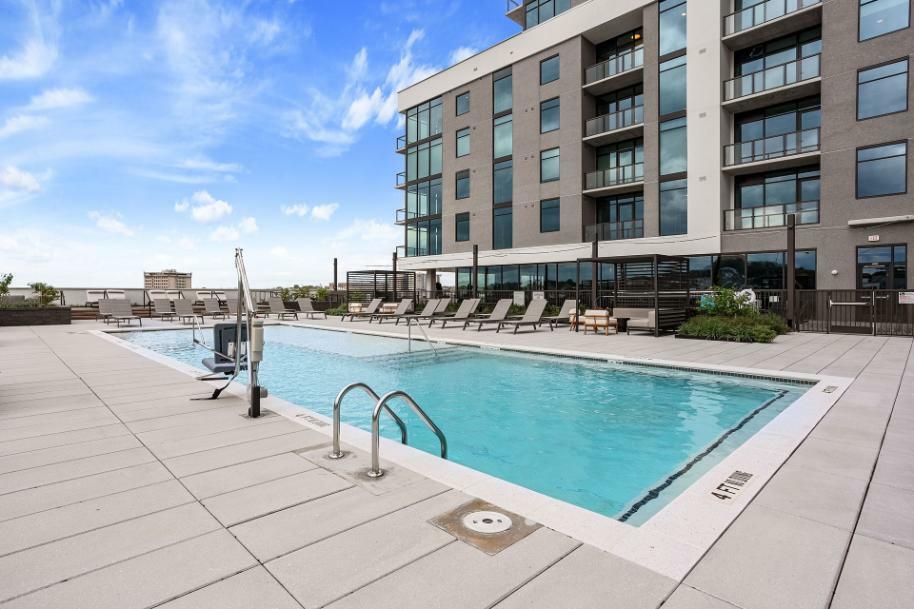 Pool at Rosette Green Hills (3 of 7)