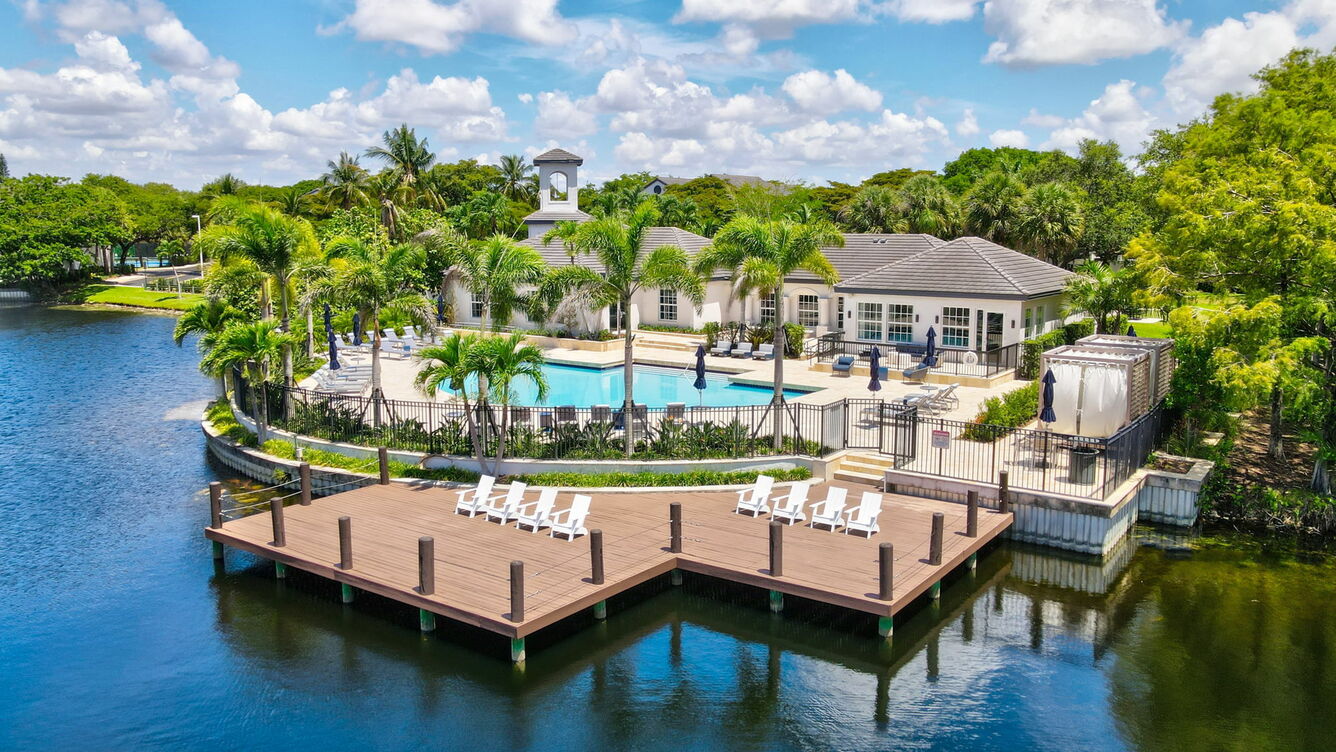 St. Tropez at Plantation 7 of 12
