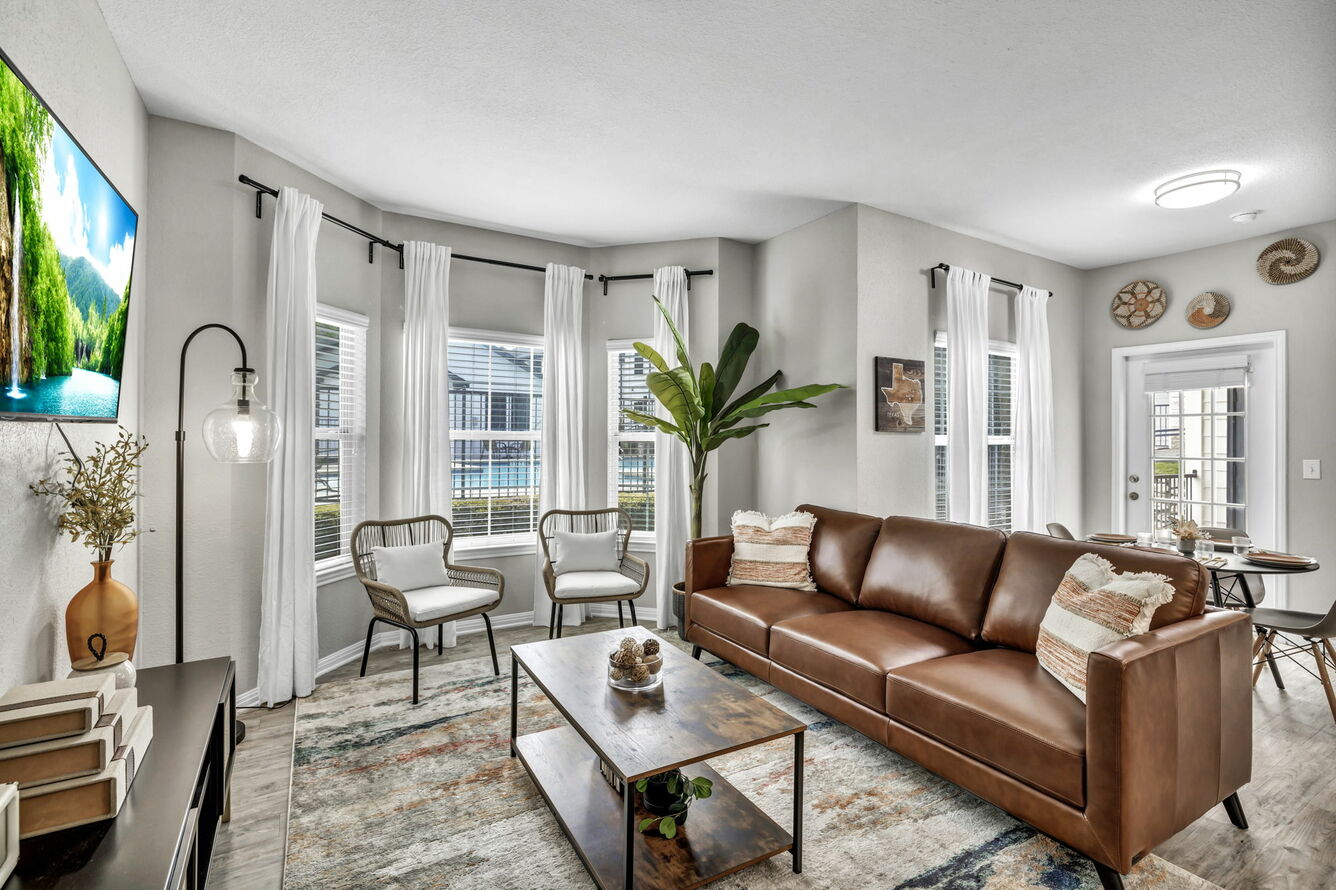 SoCo Apartments 4 of 12