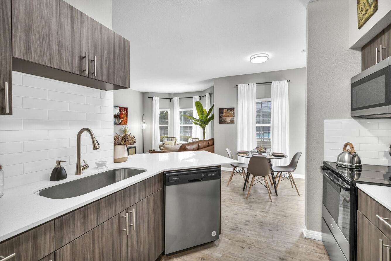 SoCo Apartments 5 of 12