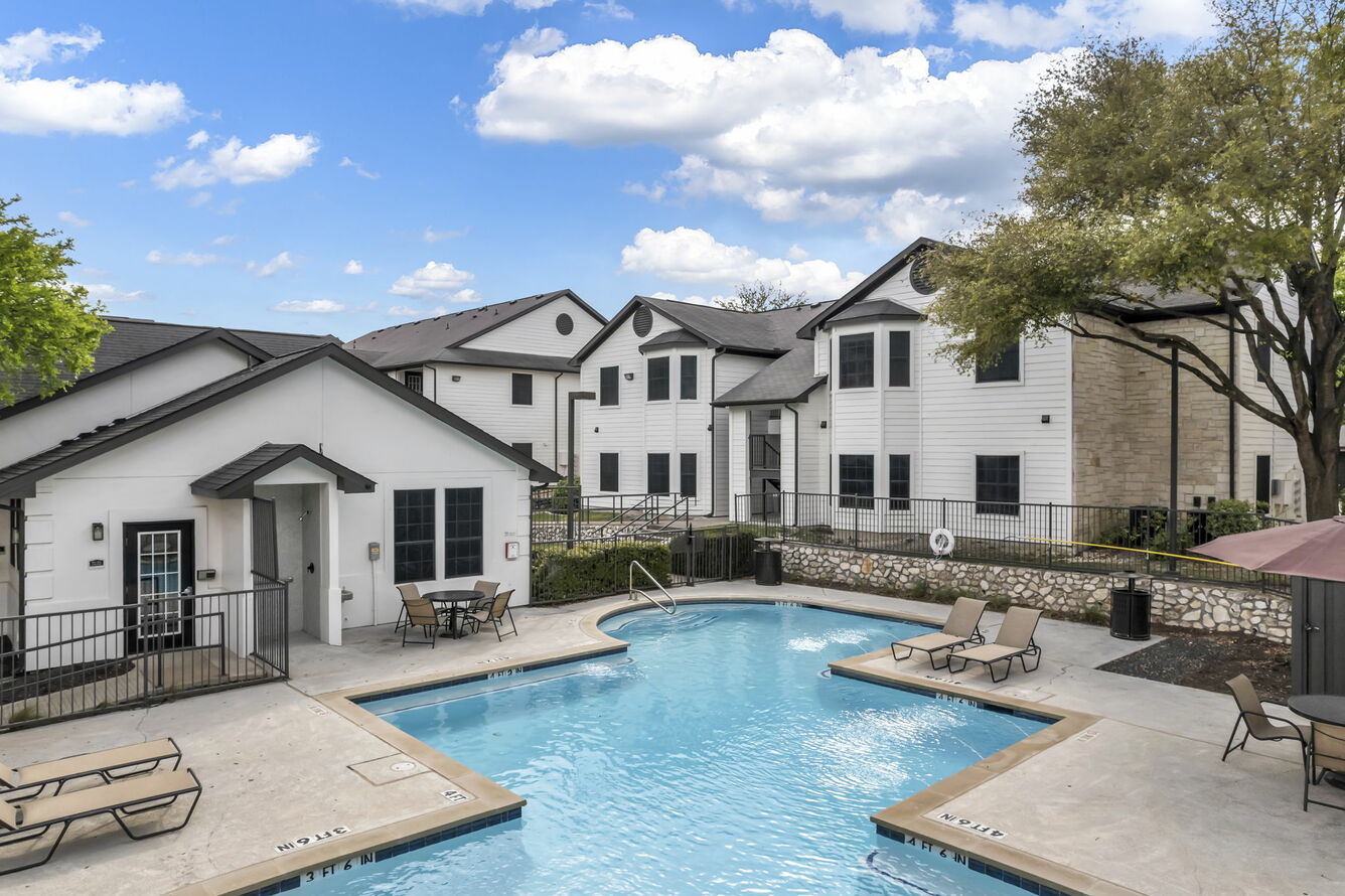 SoCo Apartments 2 of 12