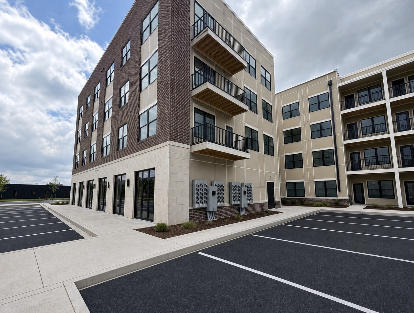 The Elwood Apartments 9 of 12