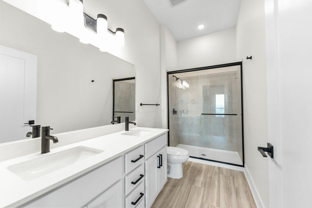 Residences at Blackwell Living 4 of 12