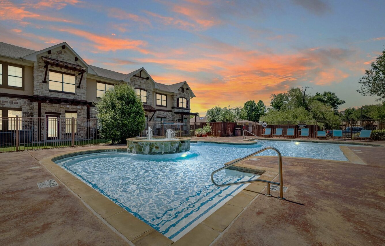 Pool at Arioso Apartments & Townhomes (7 of 8)