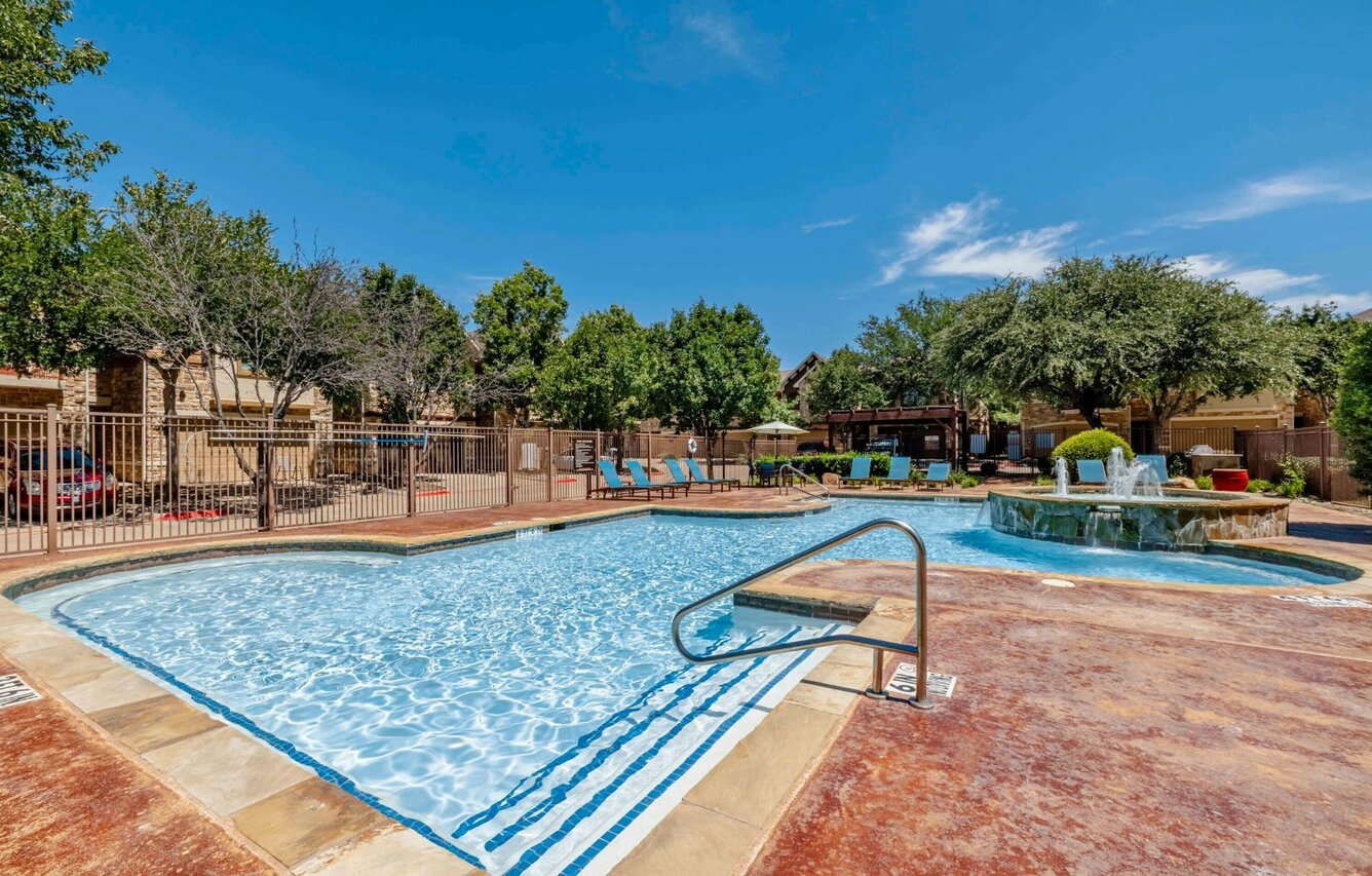 Arioso Apartments & Townhomes 3 of 12