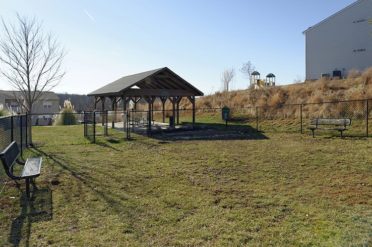 Aquia Terrace Apartments 1 of 12