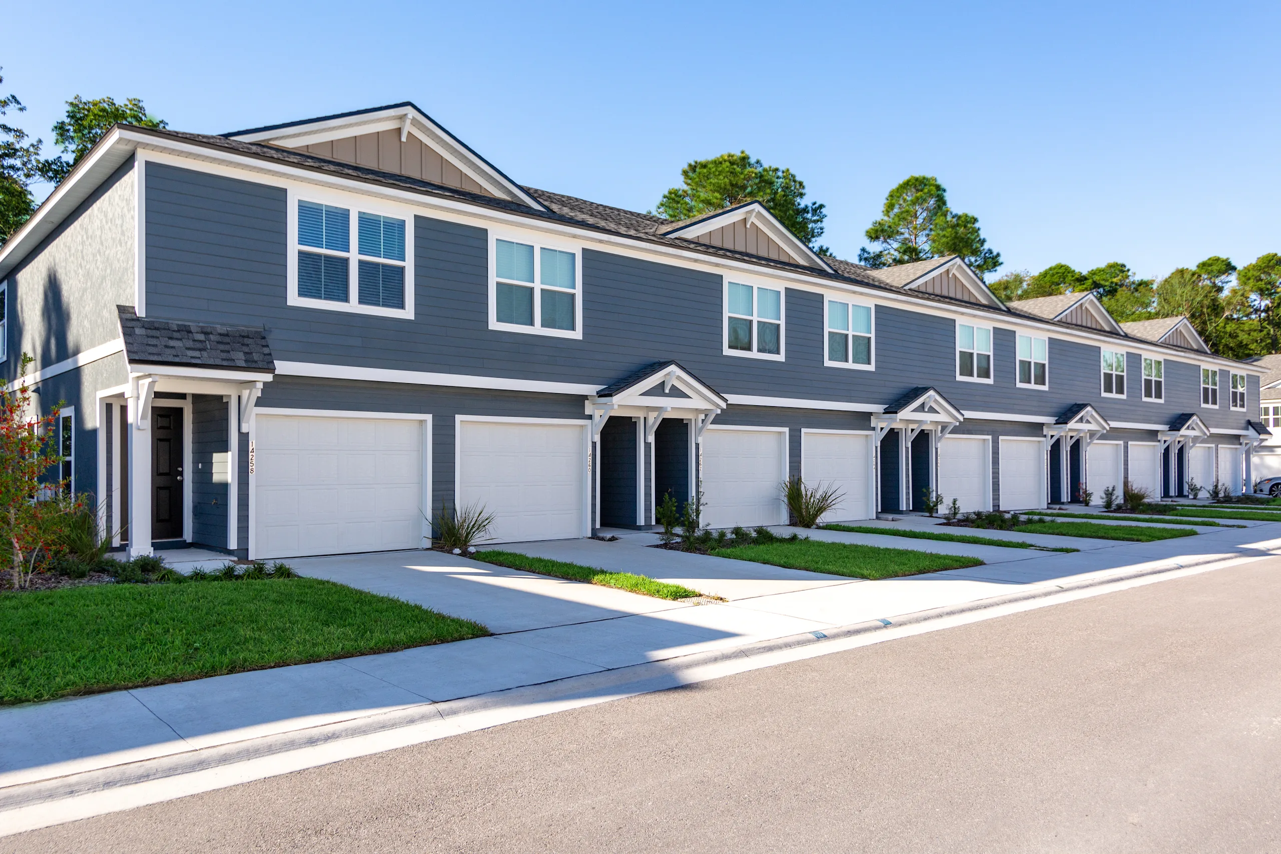 Waterside Townhomes at River City 1 of 12