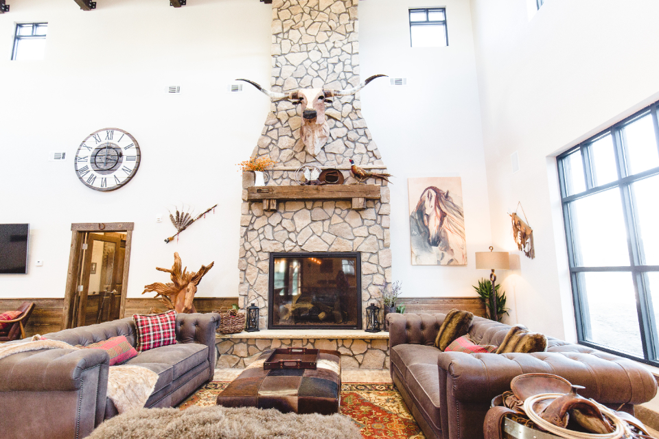 Bucking Horse Apartments 1 of 12